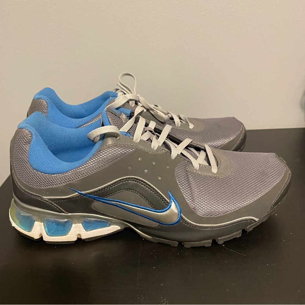 Womens Nike Air Refresh 4